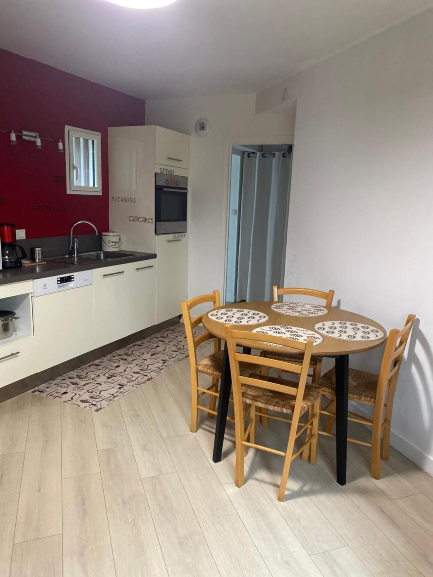 Maison Et Jardin 2Chambres 2Salles De Bain Séné Екстериор снимка